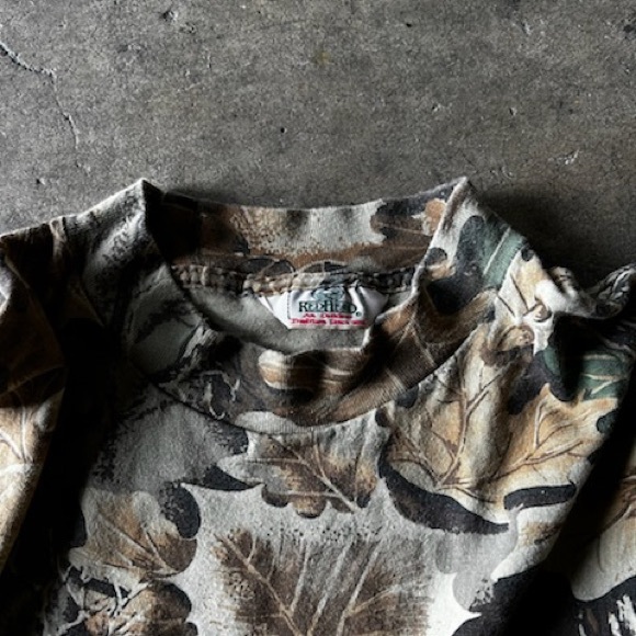 from vintage market in charlotte
carhartt pants 44x32 red head camo shirt 2xl - Picture 2 of 5